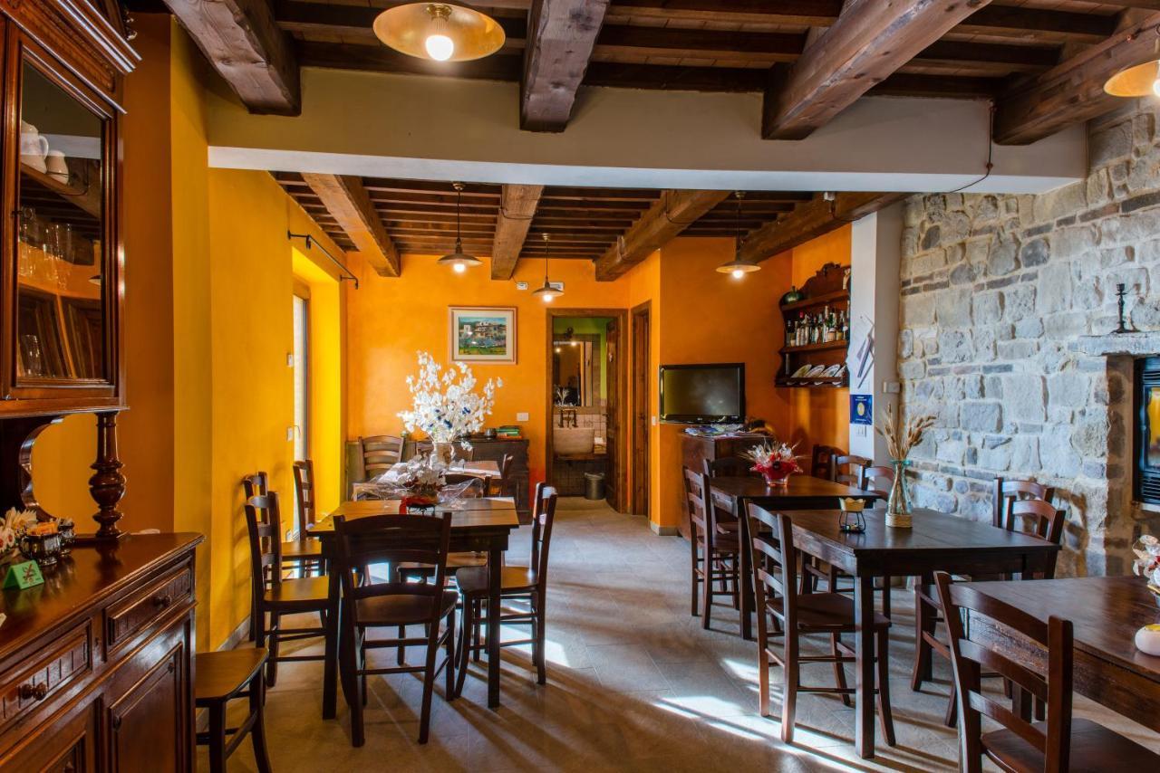 Locanda Della Rocca Sarnano Exterior foto